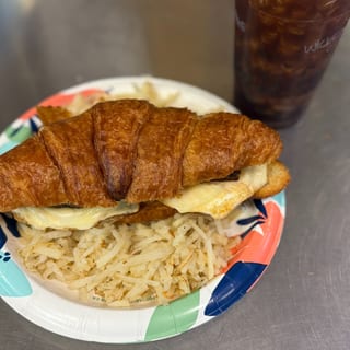 Crosaint Breakfast Sandwhich Combo